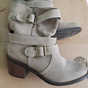 Cathy Jean Tan Belted Pull On Low Calf Boot Size 7